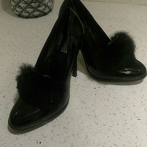 Women's shoes